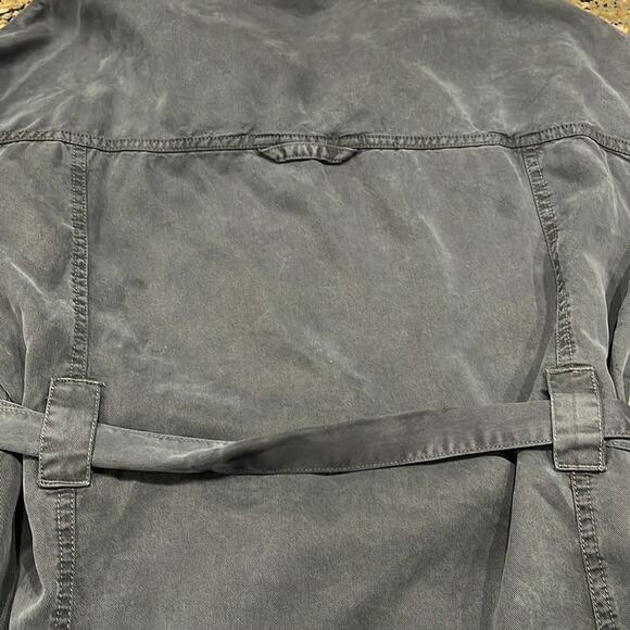 Young Fabulous & Broke Utility Button Down Top NWT Smoke Gray - Picture 7 of 7